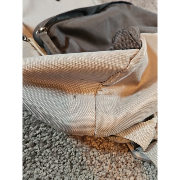 Nike SB Grey Backpack With The Samford Logo. Used - Picture 3 of 6